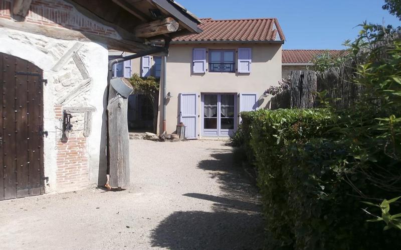 Gite Du Roy D'Amont Lagnieu Exterior photo